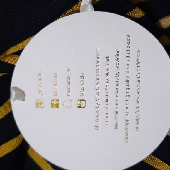 Miss Circle New York Cardigan - Picture 6 of 6